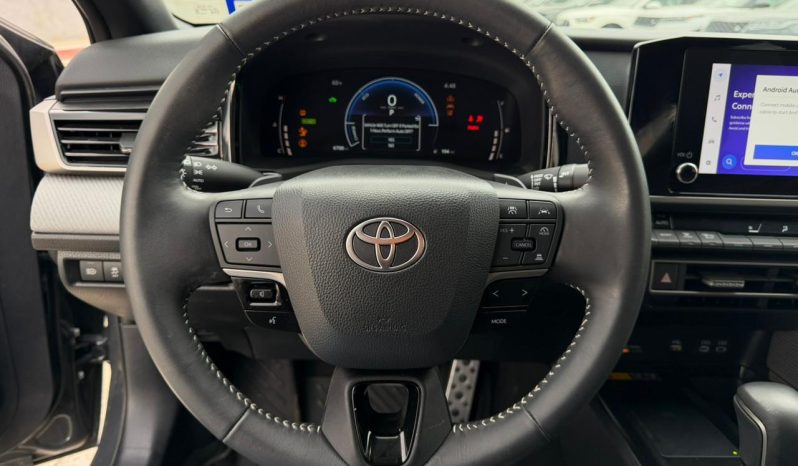 
								2025 Toyota Camry full									