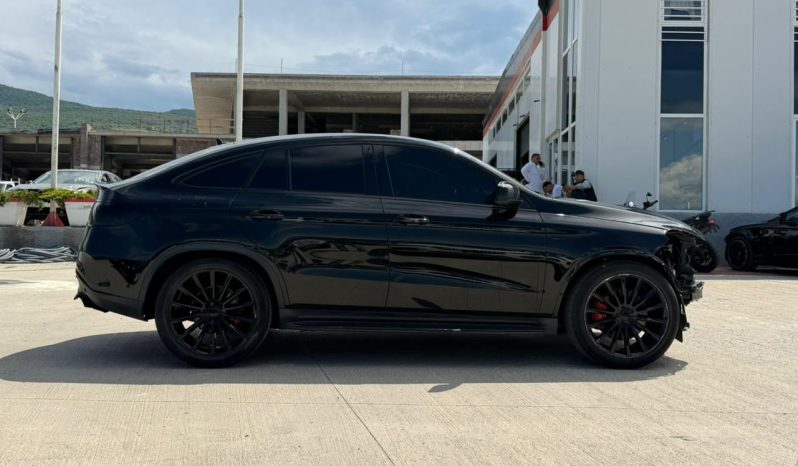 
								Mercedes-Benz Amg Gle 43 Coupe full									