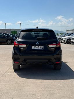 
										Mitsubishi Outlander Sport full									