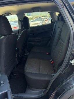 
										Mitsubishi Outlander Sport full									