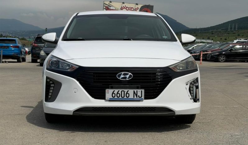 
								Hyundai Ioniq full									