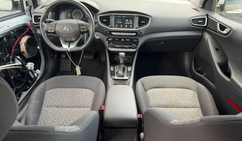 
								Hyundai Ioniq full									