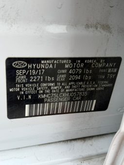 
										Hyundai Ioniq full									