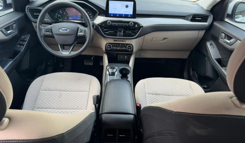 
								Ford Escape full									