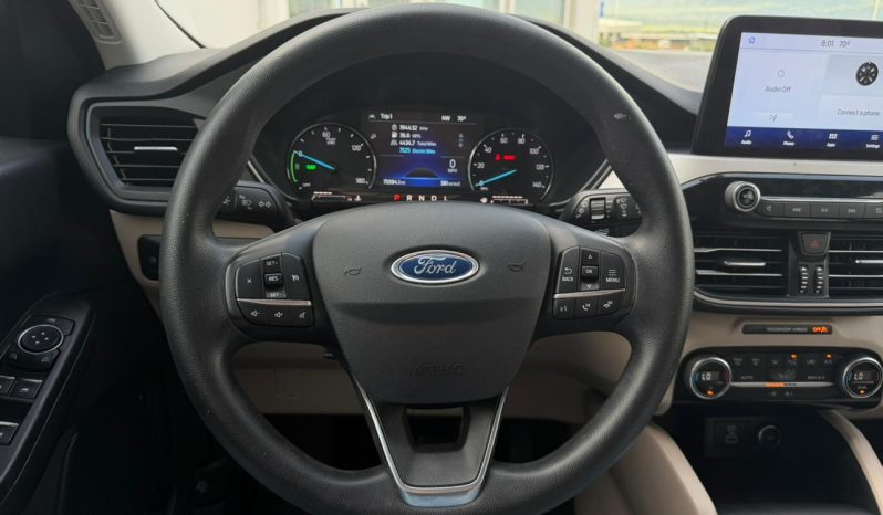 
								Ford Escape full									