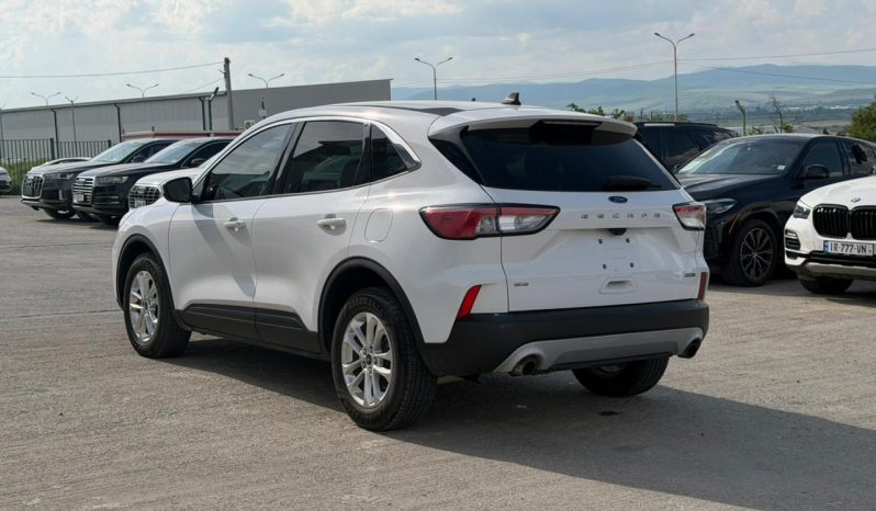 
								Ford Escape full									