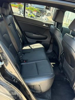 
										KIA Sportage full									