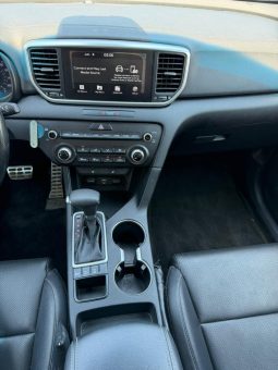 
										KIA Sportage full									