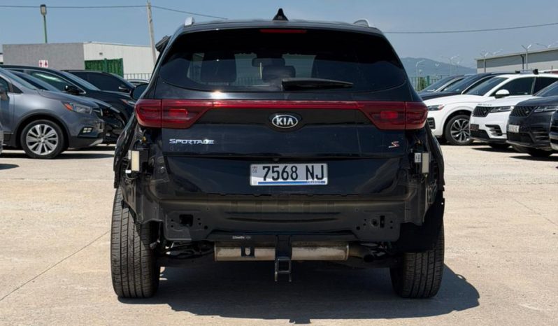
								KIA Sportage full									
