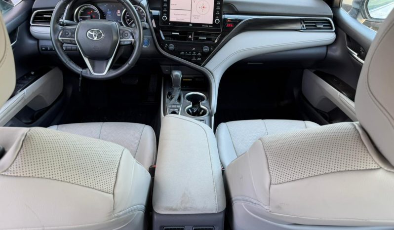 
								2021 Toyota Camry full									