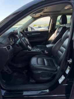 
										2022 Mazda CX-5 full									