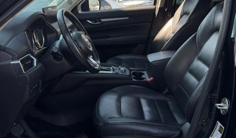 
								2022 Mazda CX-5 full									