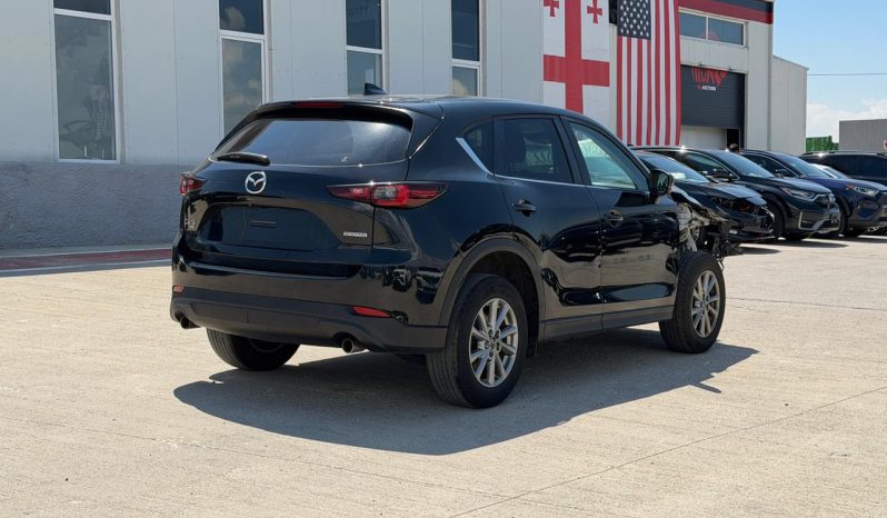 
								2022 Mazda CX-5 full									