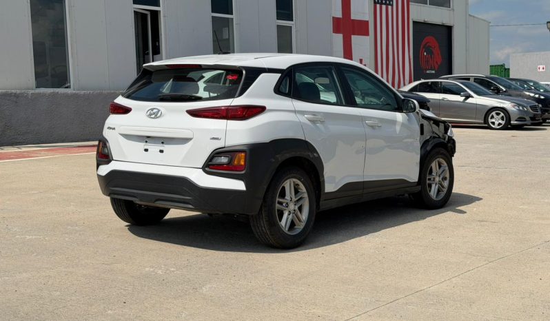 
								Hyundai Kona full									