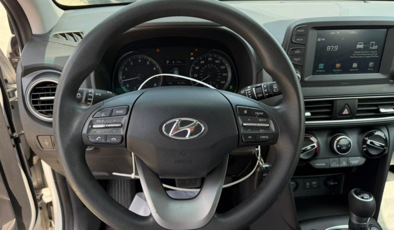
								Hyundai Kona full									