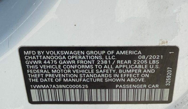 
								Volkswagen Passat full									