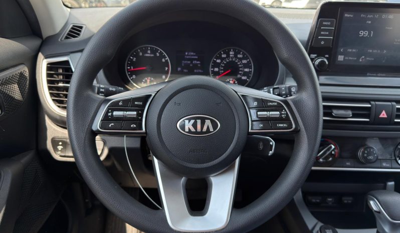 
								Kia Seltos full									
