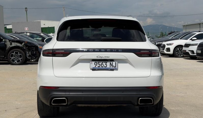 
								2019 Porsche Cayenne full									