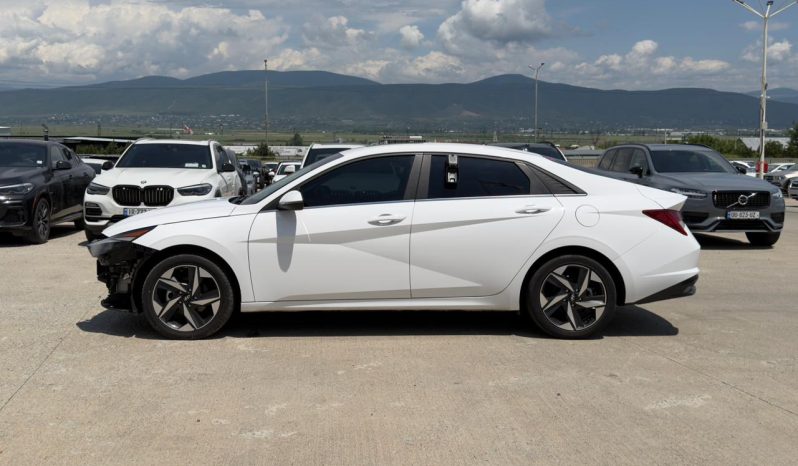 
								Hyundai Elantra full									