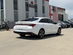
										Hyundai Elantra full									