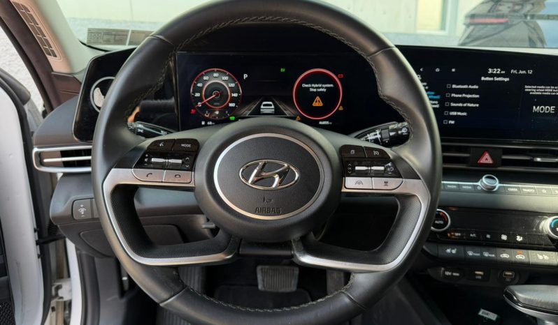 
								Hyundai Elantra full									