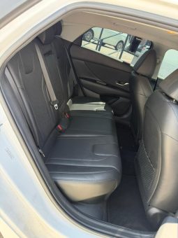 
										Hyundai Elantra full									