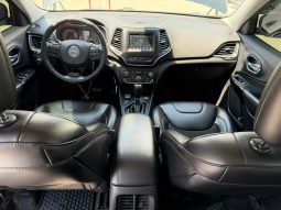 
										2019 Jeep Cherokee full									