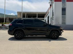 
										2019 Jeep Cherokee full									