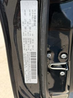 
										2019 Jeep Cherokee full									