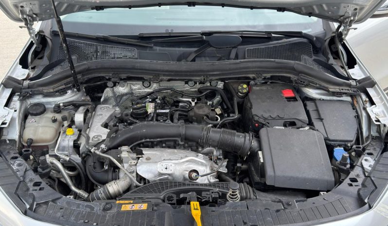 
								Mercedes-Benz GLA-Class full									