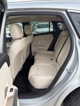 
										Mercedes-Benz GLA-Class full									