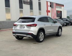 
										Mercedes-Benz GLA-Class full									