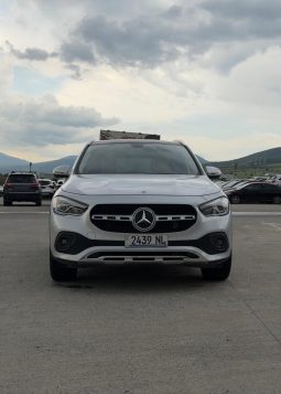 
										Mercedes-Benz GLA-Class full									