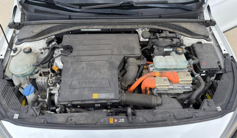 
								Hyundai Ioniq full									