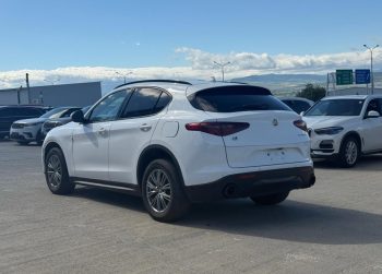 2022 Alfa Romeo Stelvio