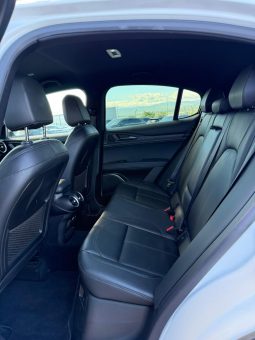
										2022 Alfa Romeo Stelvio full									
