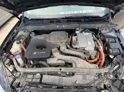 
										Ford Fusion Hybrid full									