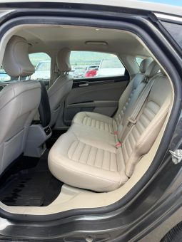 
										Ford Fusion Hybrid full									