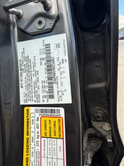 
										Ford Fusion Hybrid full									