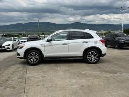 
										Mitsubishi Outlander full									