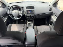 
										Mitsubishi Outlander full									