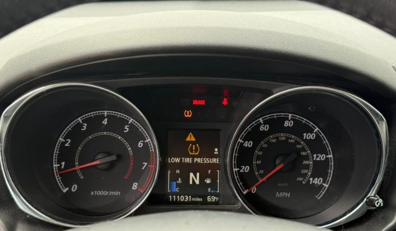 
								Mitsubishi Outlander full									