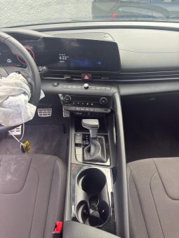 
										2025 Hyundai Elantra, Sel Sport full									