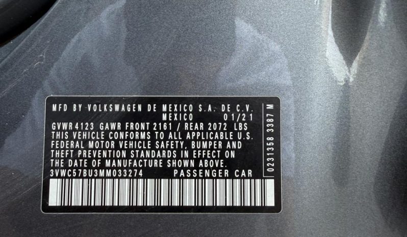 
								Volkswagen Jetta full									