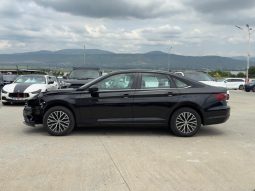 
										Volkswagen Jetta SE full									