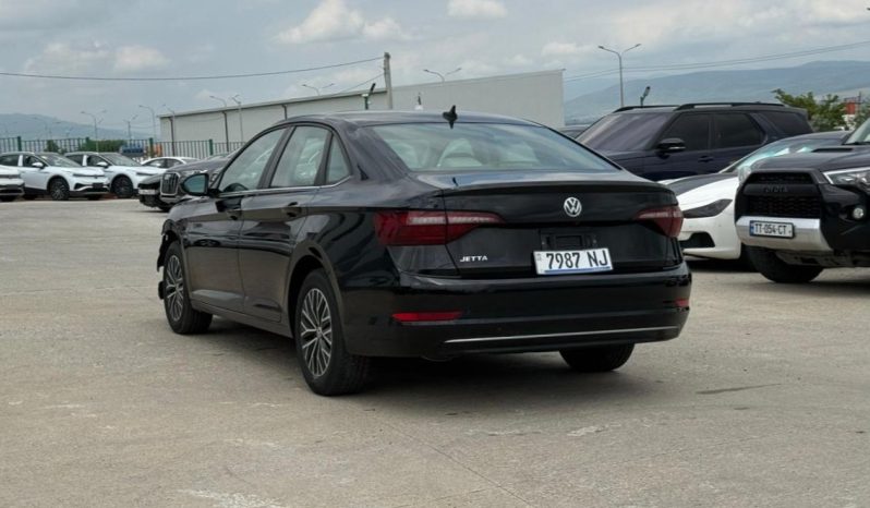 
								Volkswagen Jetta SE full									