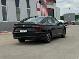 
										Volkswagen Jetta SE full									