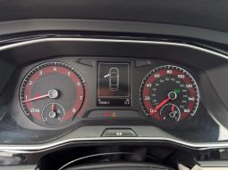 
										Volkswagen Jetta SE full									