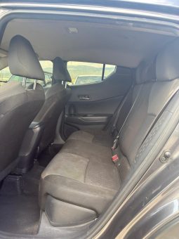 
										2020 Toyota C-HR full									