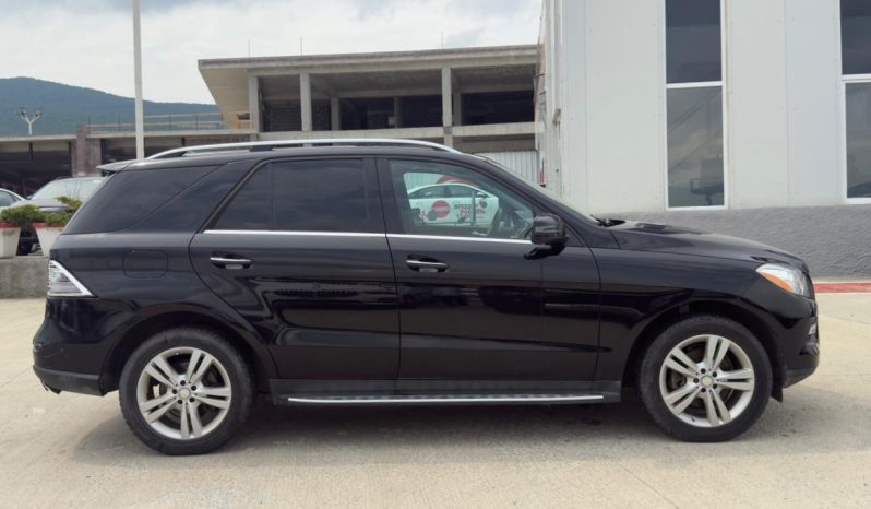 
								Mercedes-Benz ML-Class full									